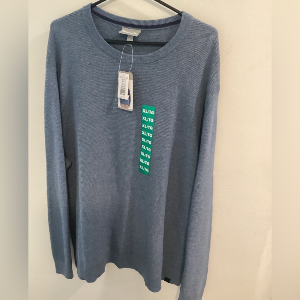 Men’s Bench Pullover